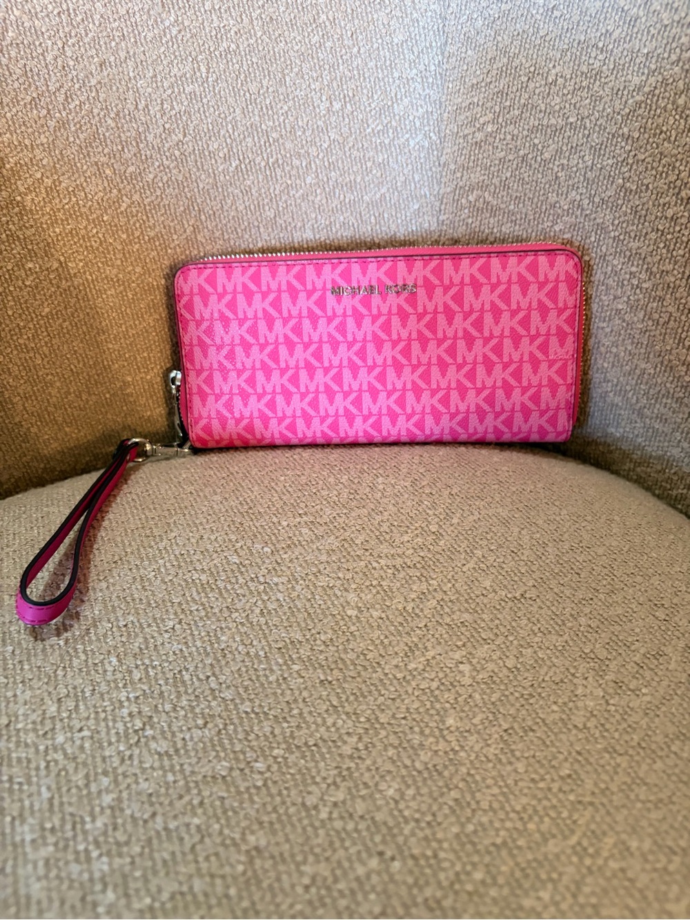 Michael Kors Hot Pink MK Signature Zip Wristlet Wallet